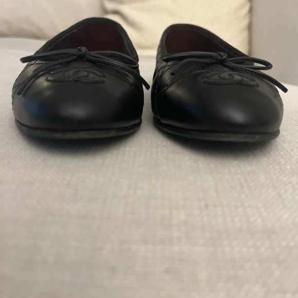 CHANEL QUILTED BALLET FLATS - Picture 5 of 5